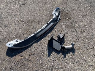 Vehicle Parts Image #1